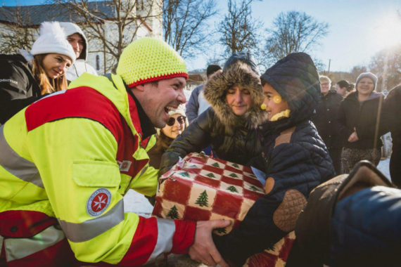 Johanniter sammeln bis 15. Dezember Hilfspakete für notleidende Menschen