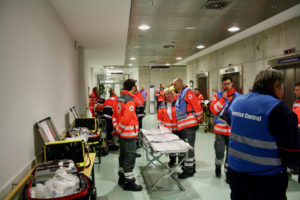 Training für den Ernstfall: Behandlungsplatz im Uniklinikum Würzburg aufgebaut