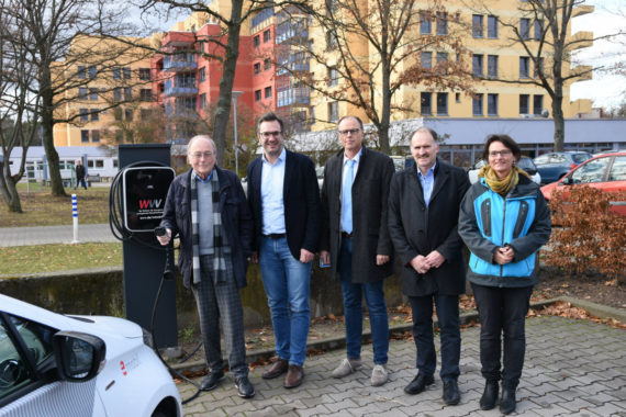 Elektro-Ladestation für Menschen mit Körper- und Mehrfachbehinderung eröffnet