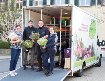 Uniklinikum Würzburg: Blumenspende als willkommenes Zeichen der Anerkennung